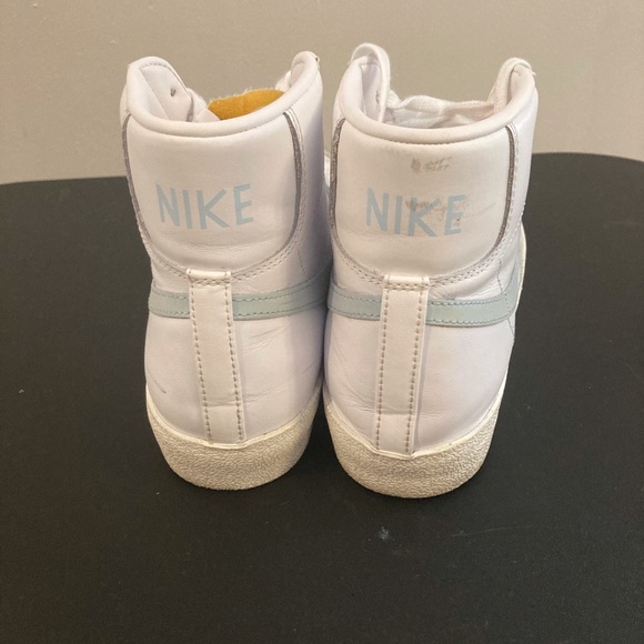 Nike Blazer Mid ‘77 Vintage - Picture 2 of 4